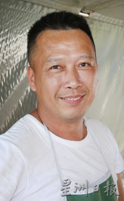 新年后淡季 大热天减出门 露天小贩苦生意淡