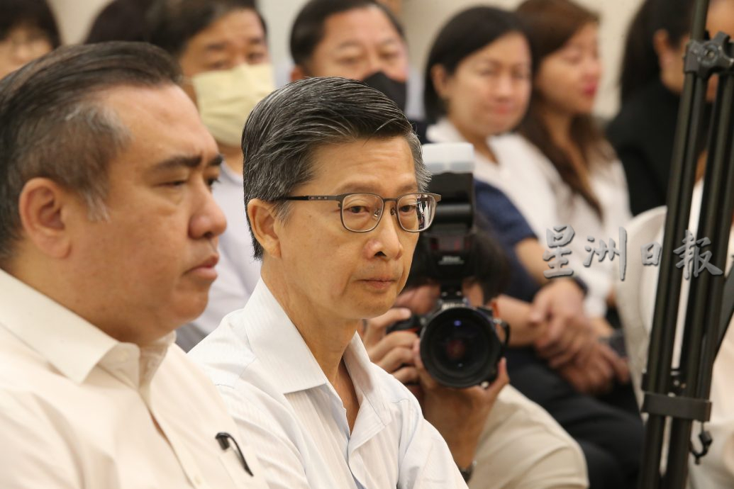 李继香举殡 500名党领袖党员等陪走完人生最后一程
