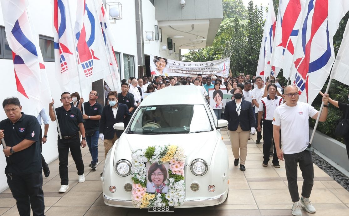 李继香逝世 | 火箭领袖党员选民亲友等 500人送李继香最后一程