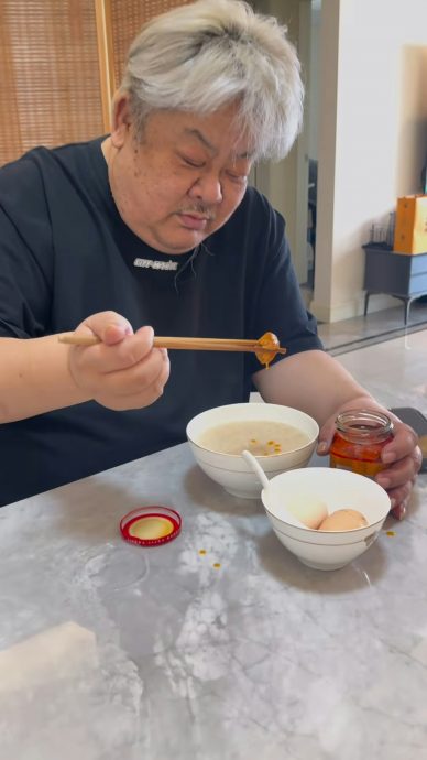 林雪决心减肥做运动 麦片却配这个吃?!