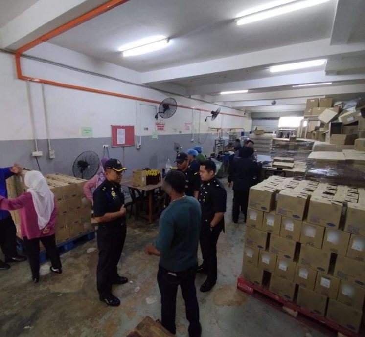 柔︰柔佛国内贸易及生活费部突击，揭货仓疑滥用清真标签