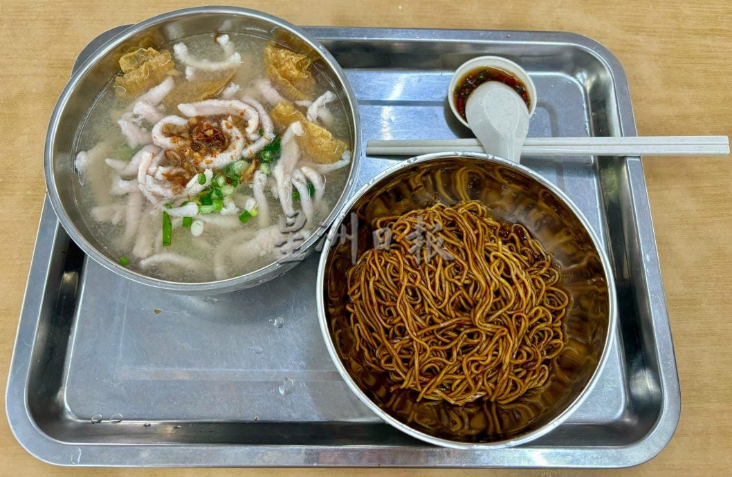 柔:【食客指路】(3月19日刊):清甜汤头+鲜嫩肉片+粉面搭配,沙巴美食生肉面峇株飘香