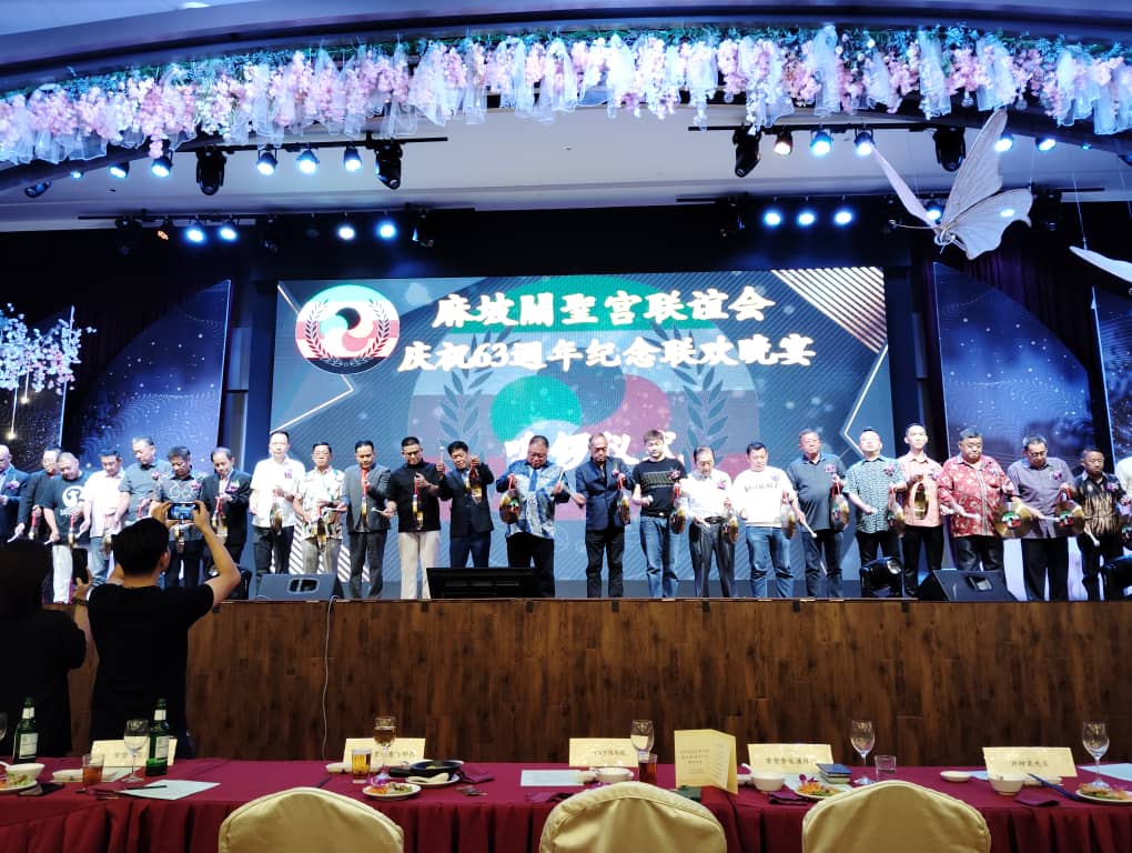 柔：新闻：张庆信：麻坡关圣宫发挥正面影响力