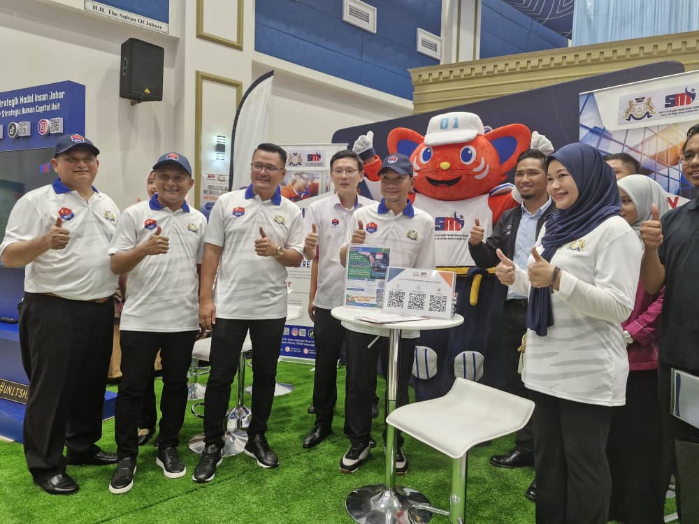 柔:新闻:翁哈菲兹:州政府将为青年举办更多活动 体现出对青年人的关心