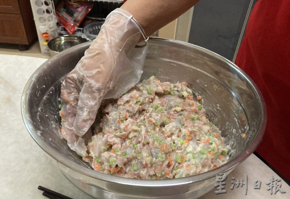 柔：食客指路之私房好菜（3月5日见报）：彭文兰客家酿豆腐