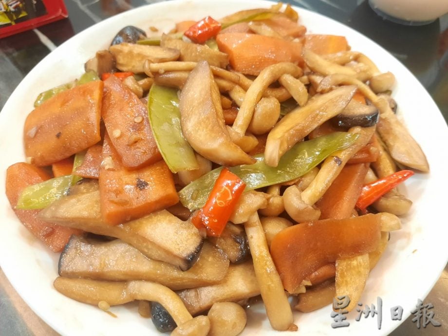 柔：食客指路（12日刊登）：林莉洙热情好客 “Corina Cafe”成亲友相聚的场所