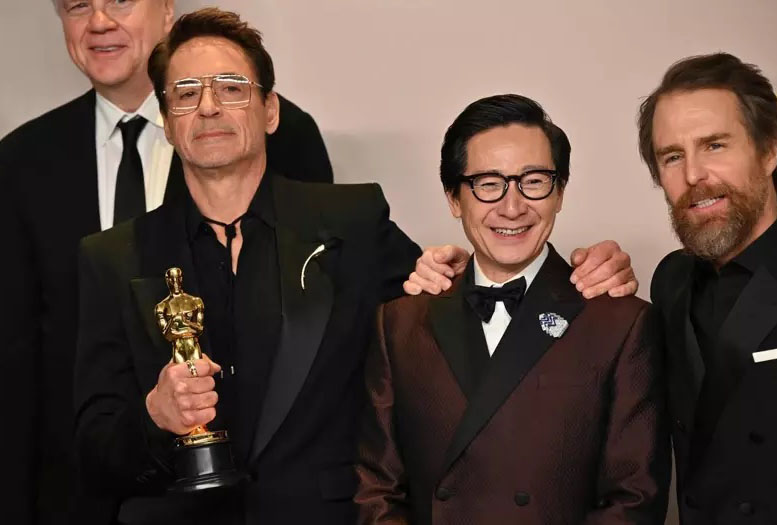 歧视亚裔无视关继威？ 网曝小罗拔道尼后台互动打脸