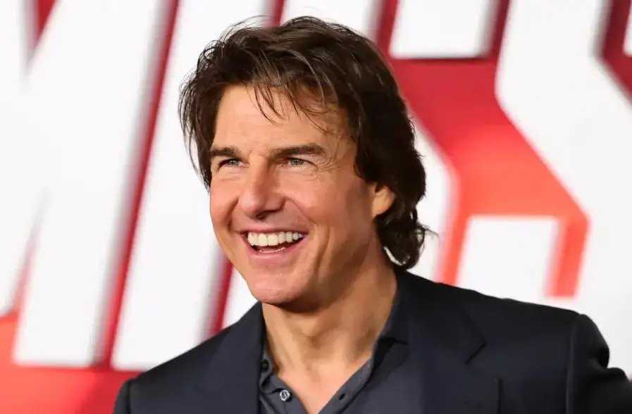 汤告鲁斯被曝太痴迷办婚礼 女友吓到落跑