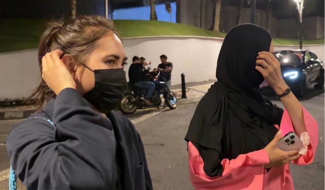 男女艺人幽会被逮个正着 拒开门惊动消拯局破门