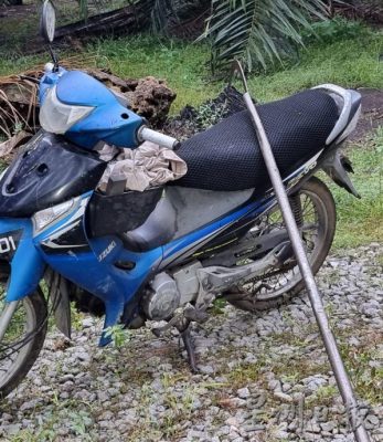 疑争地积色 弟油棕刀杀兄嫂