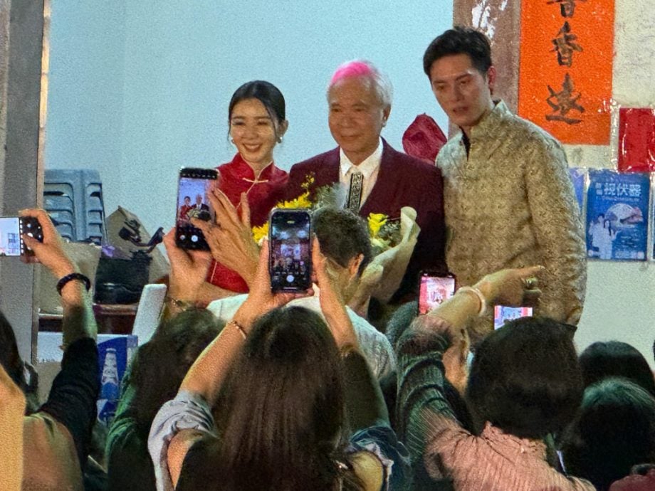 盆菜婚宴筵开40席 麦明诗喊话老公勤力造人