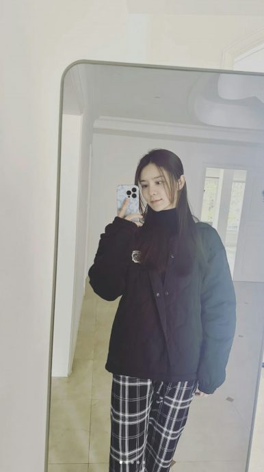 穿搭被批不顾林峰脸面 张馨月：不喜欢就不看