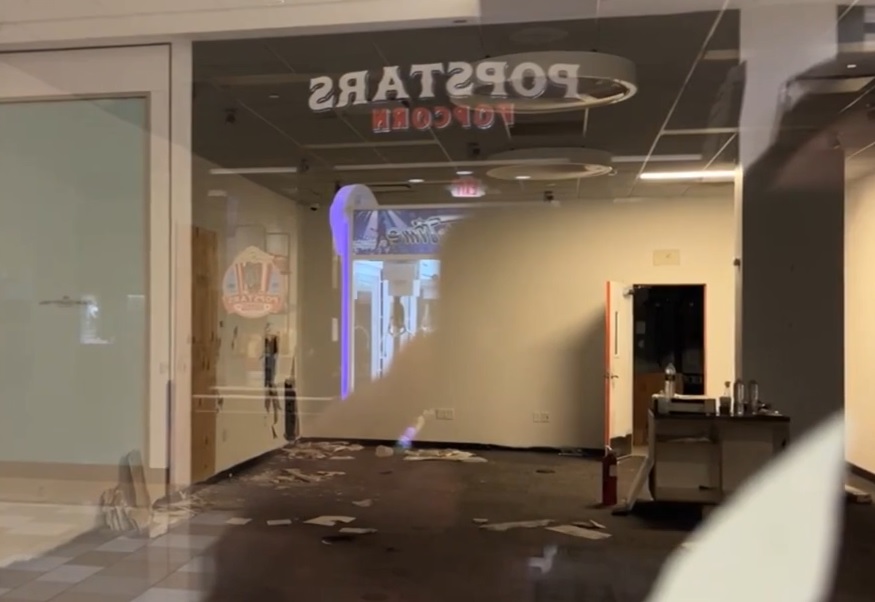 窃贼隔壁凿墙闯入 偷走百万美元珠宝