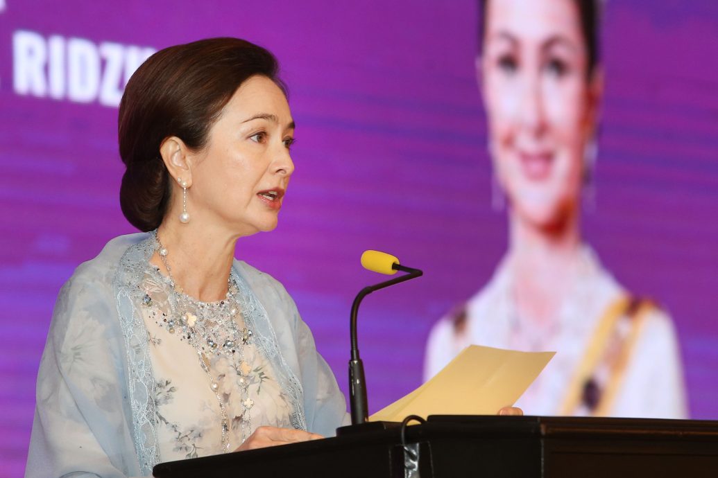 端姑莎拉：职业家庭取平衡 医药界女性面对挑战需迫切解决