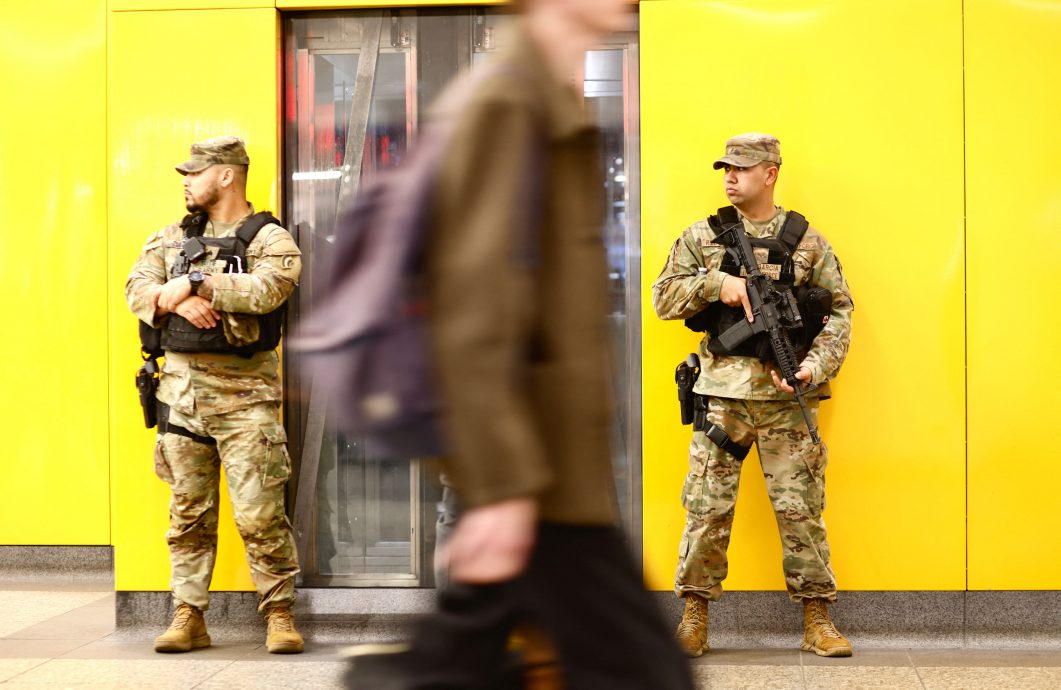 纽约市抓逃票 意外查获枪枝增113%