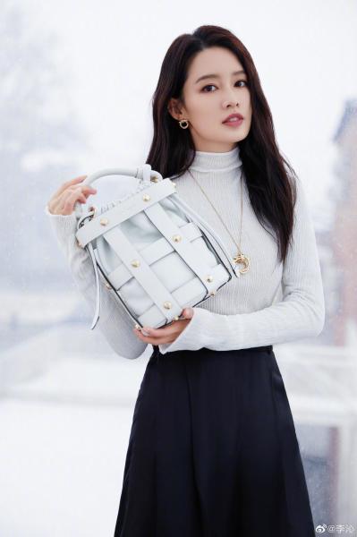 网剧盗用肖像侵权 李沁证件照变遗照