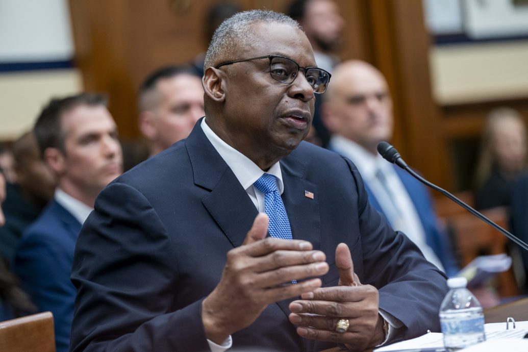 美防长秘密住院 五角大楼3天“群龙无首”遭两党猛批