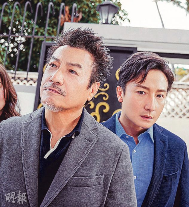  耳膜受损听力剩六成 76岁石修戴助听器