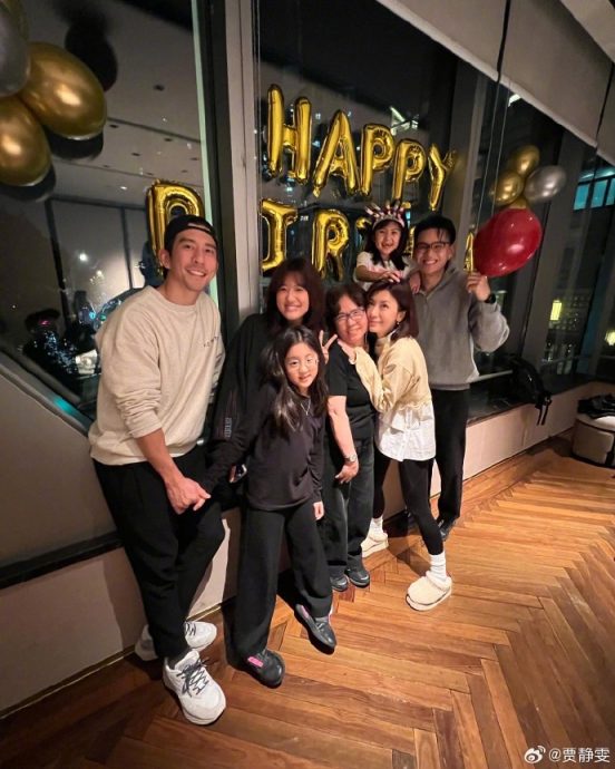 萧敬腾Summer替波妞庆生 贾静雯笑翻：你们才是一家人