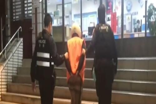 补图 ∕ 疑欠债被虐打塞后车厢 车坠山坡男子遭弃尸路旁