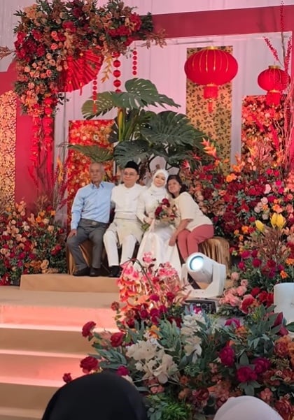 视频 | 敬茶领红包吻父母双手 华裔娶巫裔跨族婚礼温馨感人