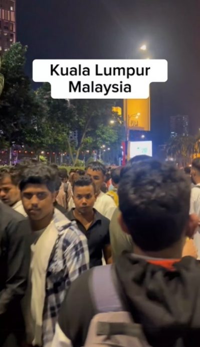 视频|游客惊讶隆市假日沦外劳城 网民： “欢迎来到小达卡！”