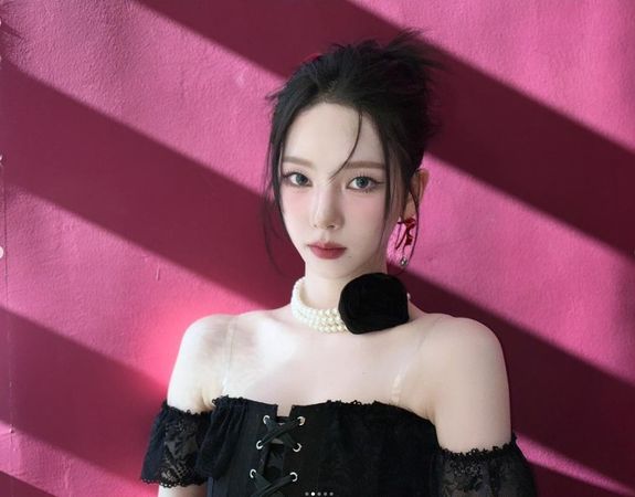 认爱李宰旭爆脱粉潮  Karina写信道歉未提分手