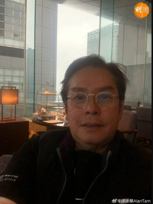 谭咏麟蜜游日本 与神秘女十指紧扣被撞正