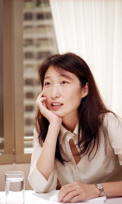 郑华娟离世| 万芳悲认早知情 狮城演唱会急改流程致敬