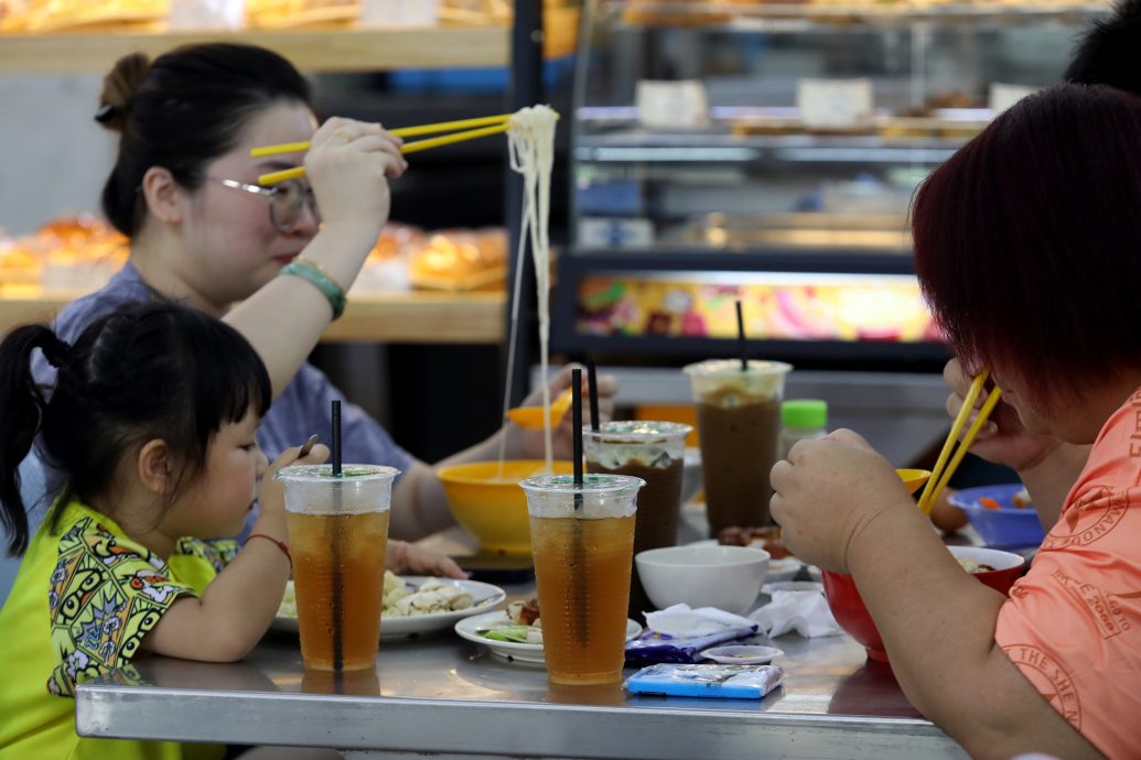 都会全视角 | 外食，该点饮料吗？ 顾客业者观点大不同