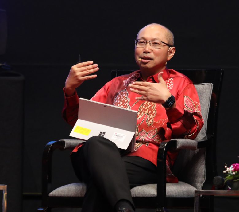 阿都华希:交易所上市97家公司 仅一家属于土著