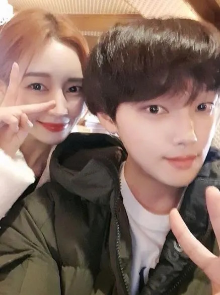 雅凛轻生送医扯出案外案 男友疑用她名义诈骗粉丝