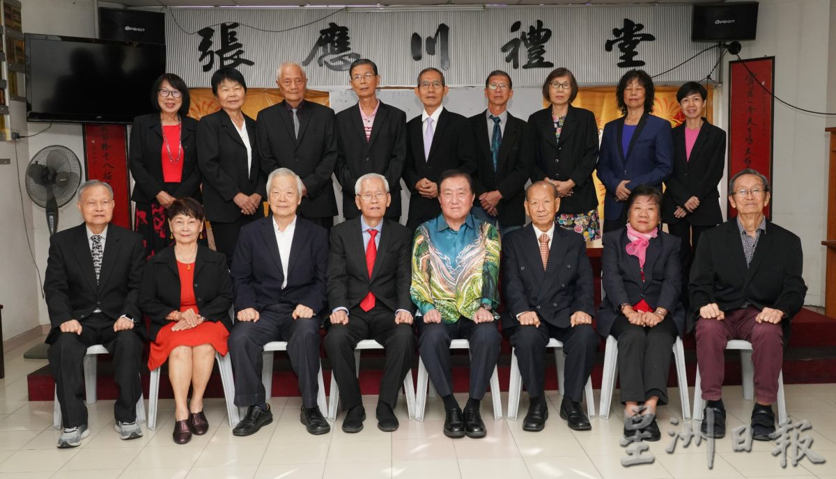 霹太极气功十八式总会改选 张业荣蝉联会长