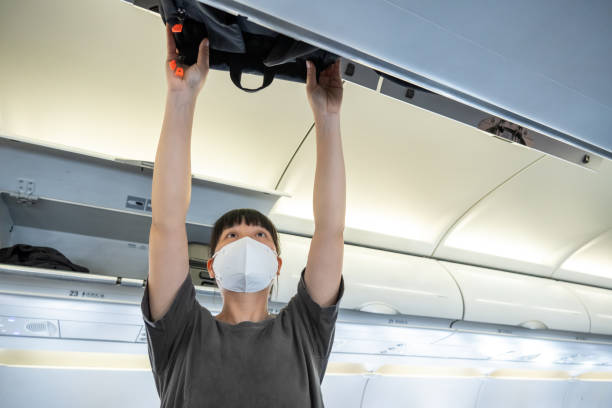 香港赴新加坡航班乘客被盗62万元 嫌犯下机后马上汇赃款落网