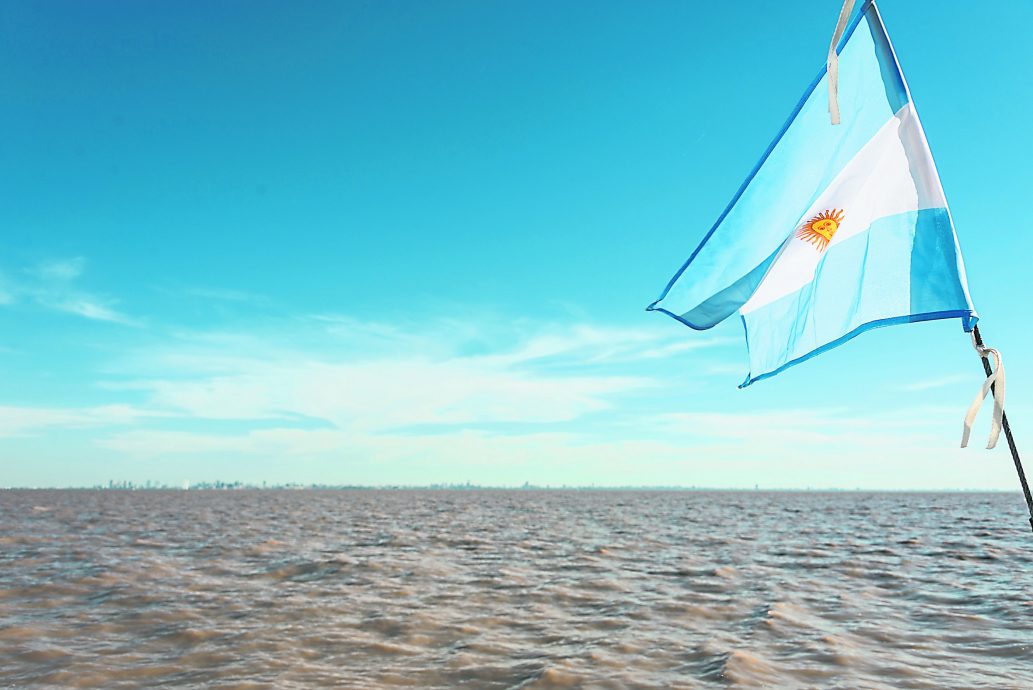 （22/3见报）城人小说——回归河口农庄／A将僦