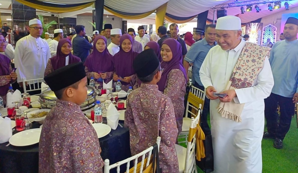 (全国版)阿末扎希:政府已筹募和捐出约1亿令吉,作为加沙的人道主义援助任务。