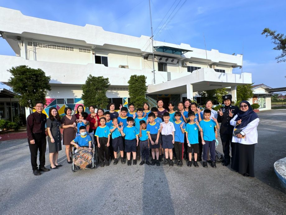 (全国)教职员比学生多!指南小学全校只有6人。