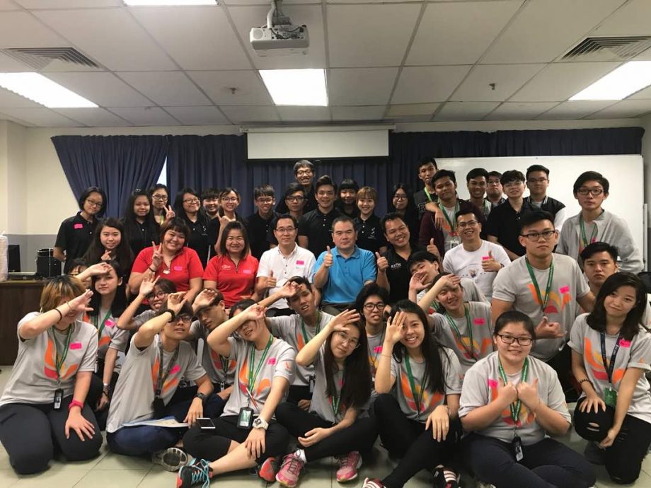 （刊期3月30日）有故事的人：当学生的“光”，指引方向