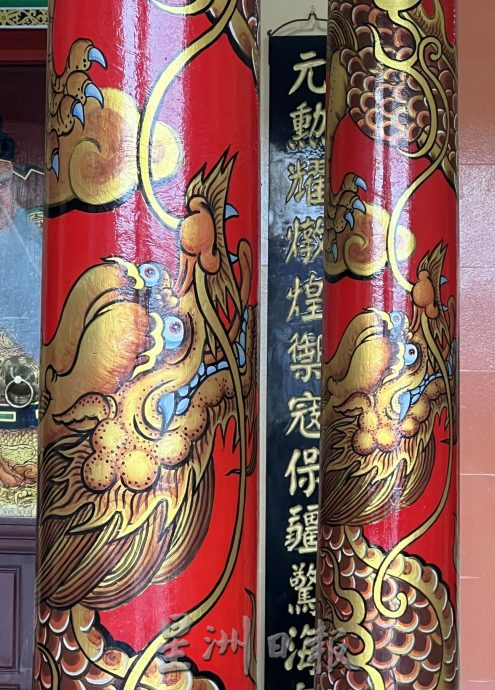 (古城封底主文)《用眼睛去旅游》:古色古香三忠宫