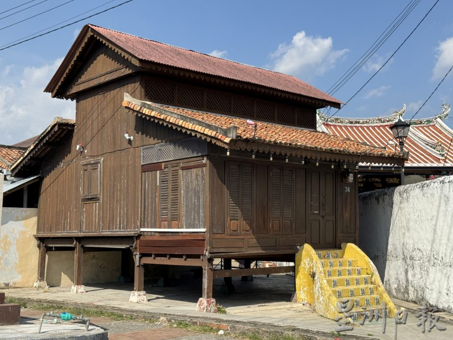 (古城封底主文)《用眼睛去旅游》:观音亭街