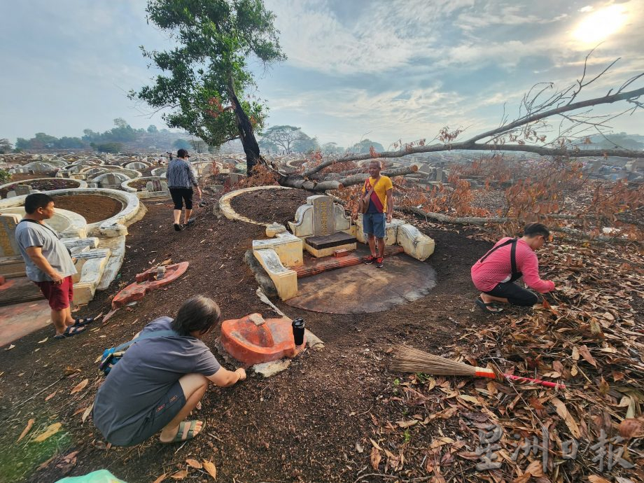 (古城封底主文)清明节扫墓,缅怀祖先也是文化及价值的传承