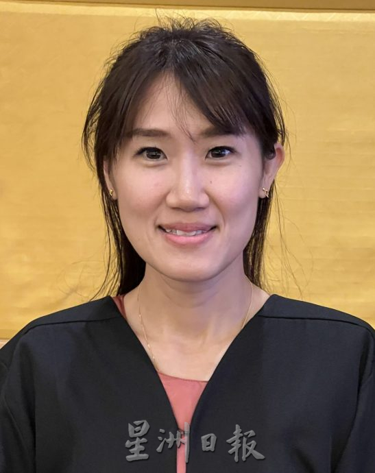 (古城封面主文)红屋小贩黑亭引热议·市议员:提升外观及统一