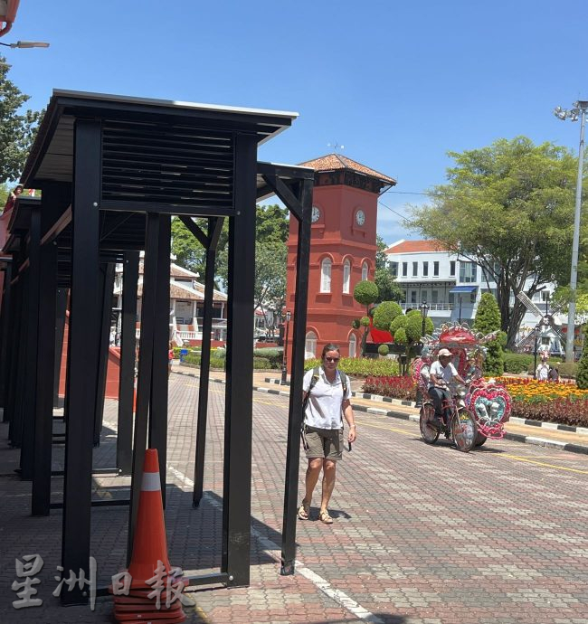 (古城封面主文)红屋小贩黑亭引热议·市议员:提升外观及统一