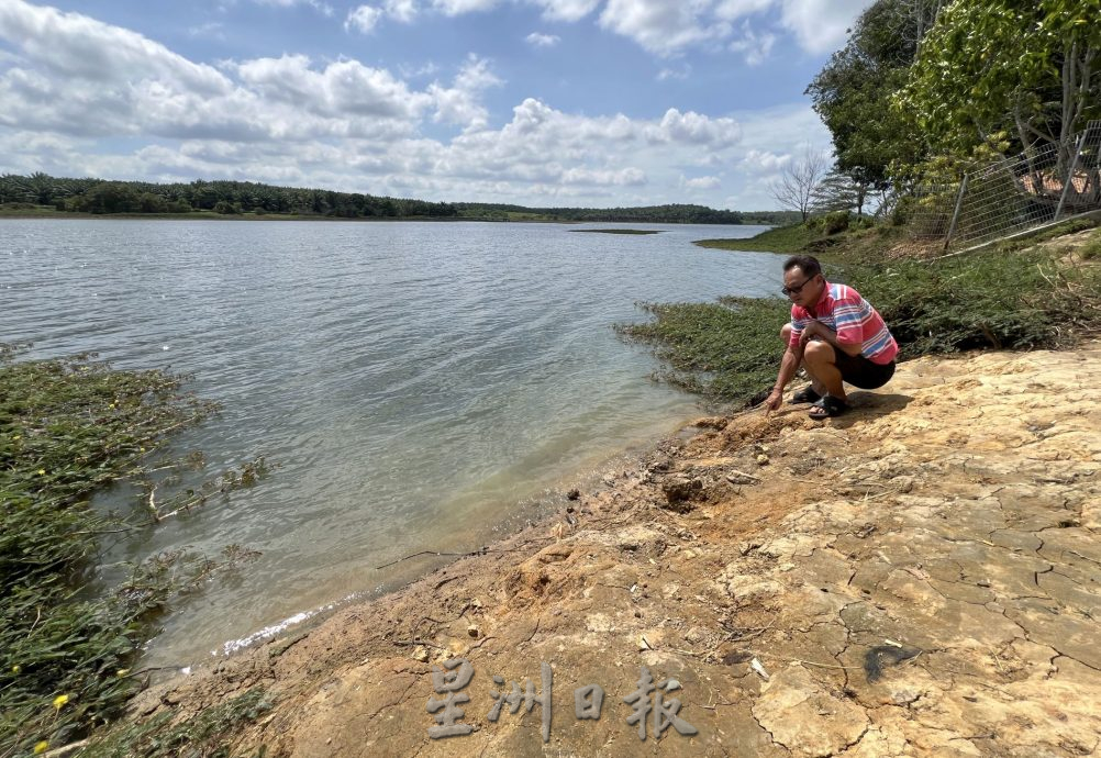 (古城封面主文)酷热无雨 水位退·市民盼当局未雨绸缪