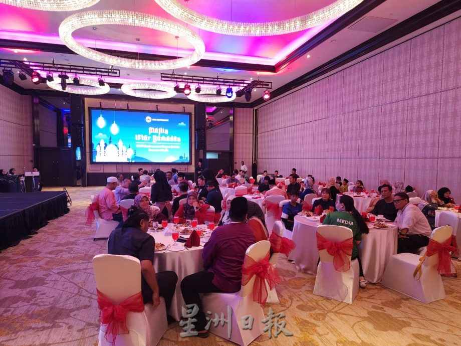 (古城版)南方环保公司专注甲州78垃圾槽热点,确保斋戒月垃圾堆积得以控制