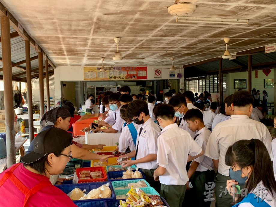 (古城第2版头条)华文中学新食堂有望6月竣工