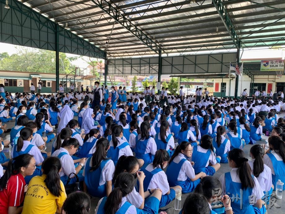 (古城第2版头条)华文中学新食堂有望6月竣工