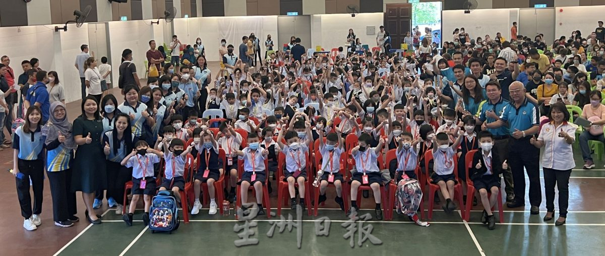 (古城第三版主文)培一183新生创该校记录·新生人数冠全甲华小