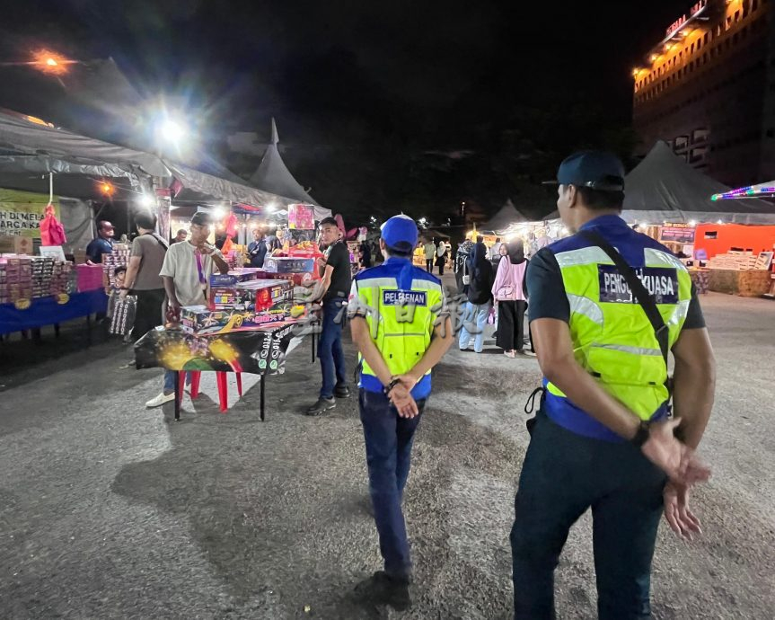 (古城第二版主文)贸消局取缔没有标价及使用不合格称重设备的商贩