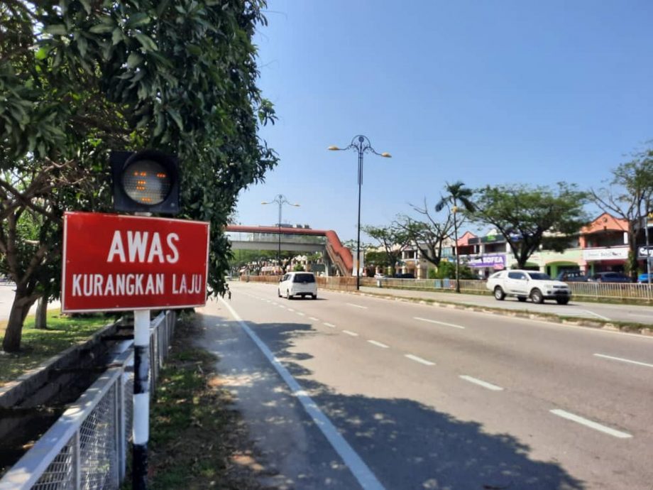 (古城第五版主文)李翰霖:探讨依克善花园路口增加减速线